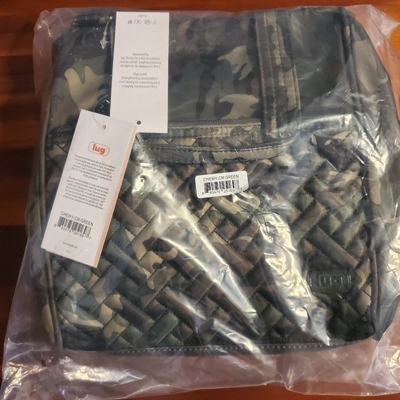 NEW Lug Chewy Insulated Lunch Tote Camo Green - Picture 2 of 5